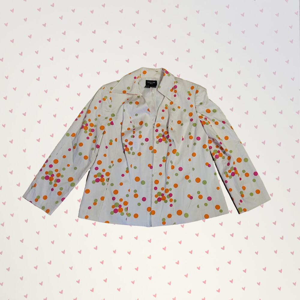 Focus 2000, 16W | Vintage White Polka Dotted Zip Up Jacket